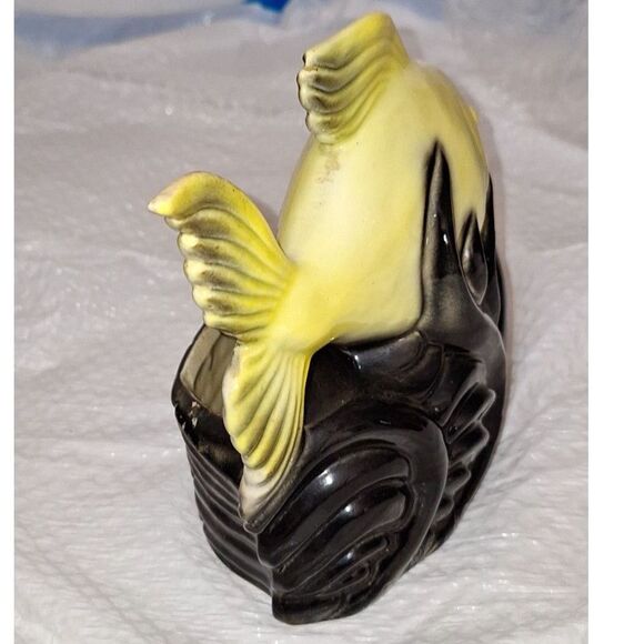 A Tropical Fish Ceramic Planter Pot Container Gardening Collectible Home Decor - Picture 9 of 10